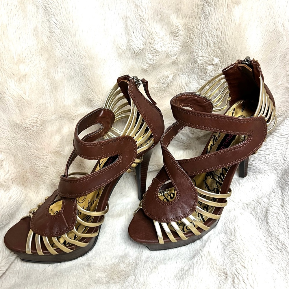 Material Girl Cognac Heels - Brand New Never Worn